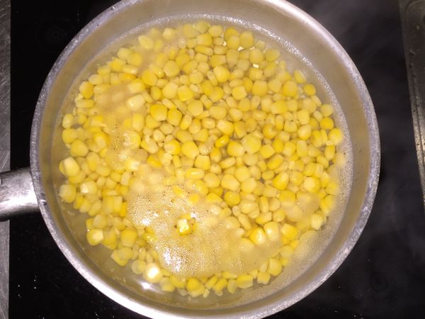 玉米罐頭 要燙過 濾乾

（比較安心）