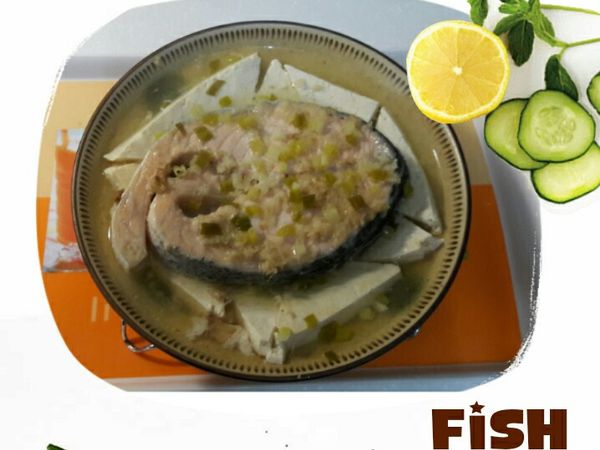 營養滿分的味噌鮭魚佐豆腐就上菜啦！*^O^*