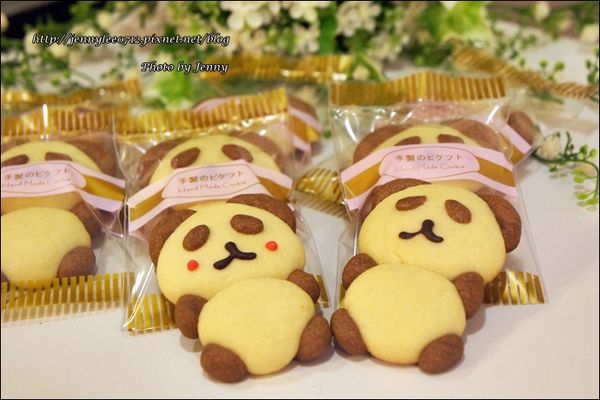 完成的餅乾即可包裝或置於密封盒內保存。