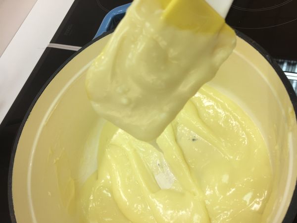 煮至濃稠，撈起成小三角不滴落