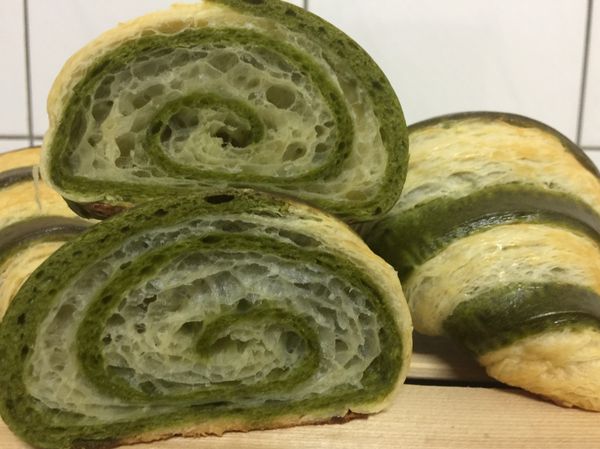 烤好後層次分明，切開蜂窩組織很漂亮！