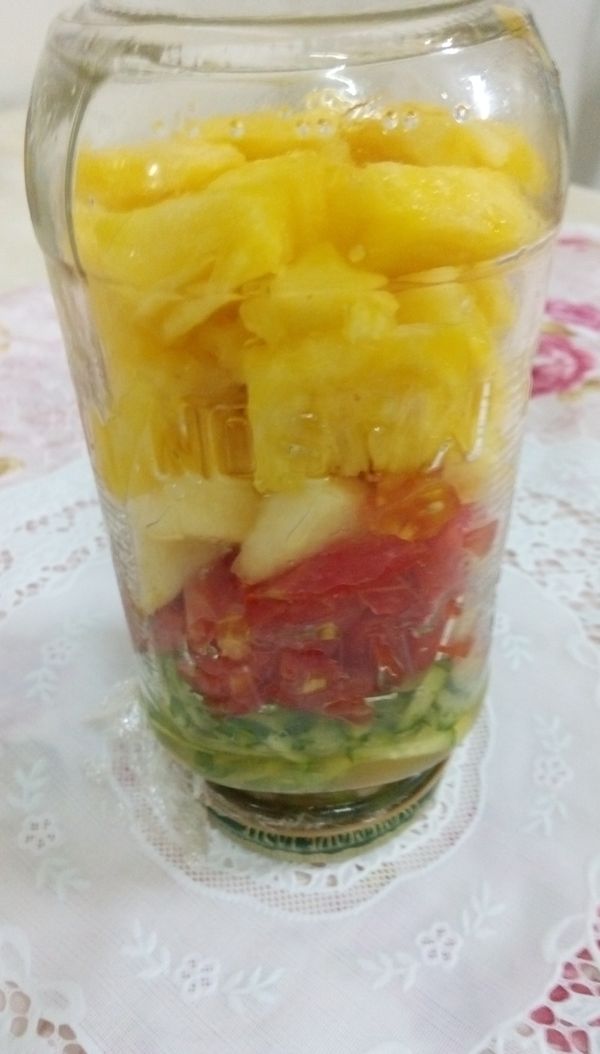 還準備的“柳橙水果青醬雞肉沙拉罐”。

chun手作料理食堂粉絲專頁： 
https://m.facebook.com/WangChunChu