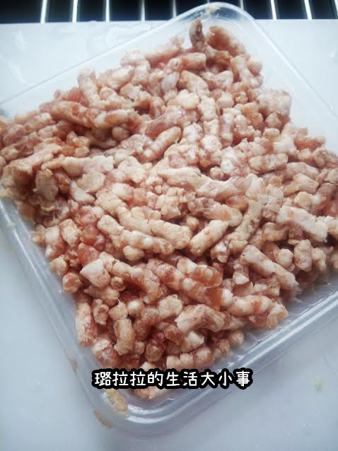 準備材料：（１）豬絞肉