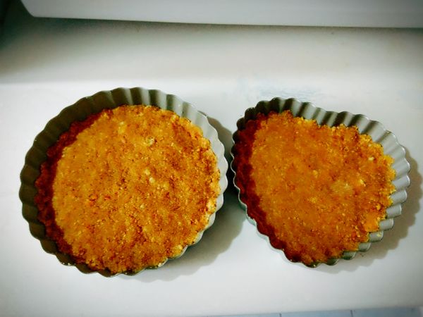 盡量壓平，烘烤200度10分鐘後放涼