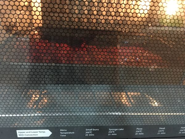 烤箱預熱180度，烤到蕃茄醬水份收乾，變稠就可以了。