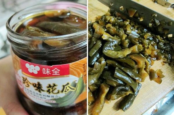 條狀的花瓜刴碎備用。