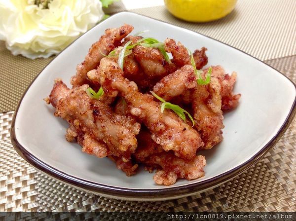 紅糟塩酥松板豬