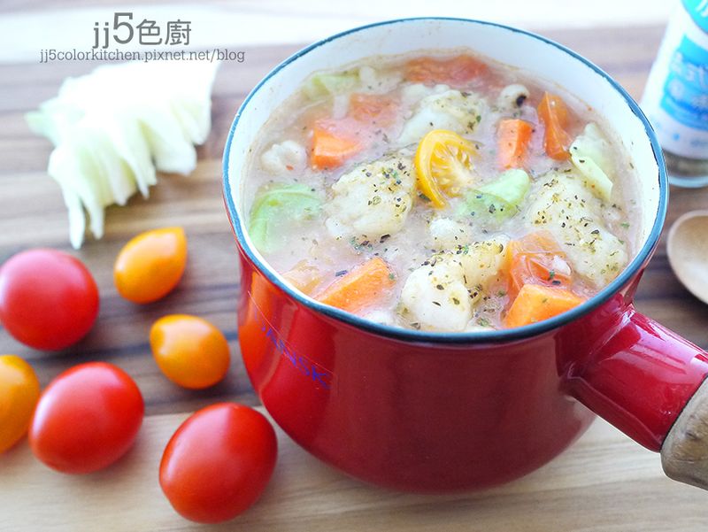 香草蔬菜魚肉薏仁粥
