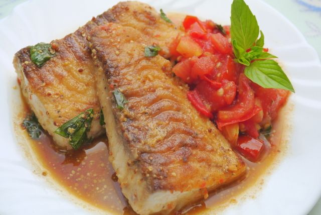 芥末籽奶油鯛魚排