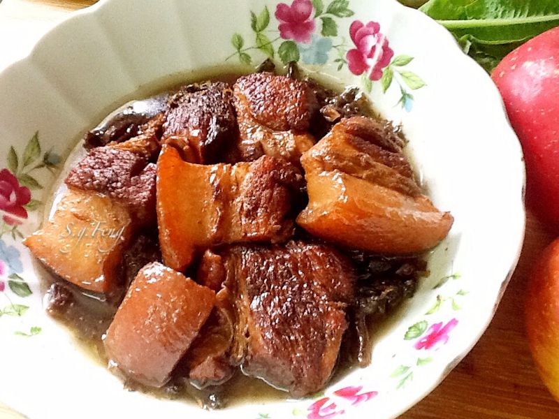 蘿蔔葉乾滷肉(古早味)
