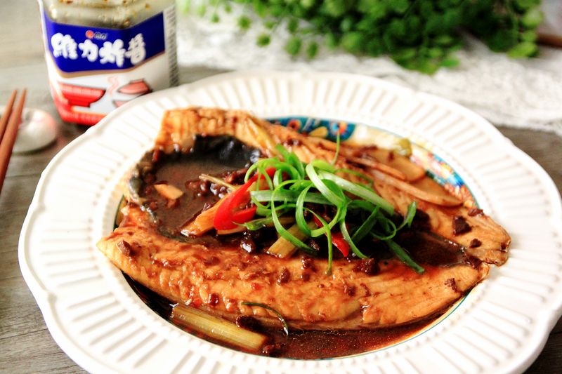 炸醬燒虱目魚肚 『維力炸醬』