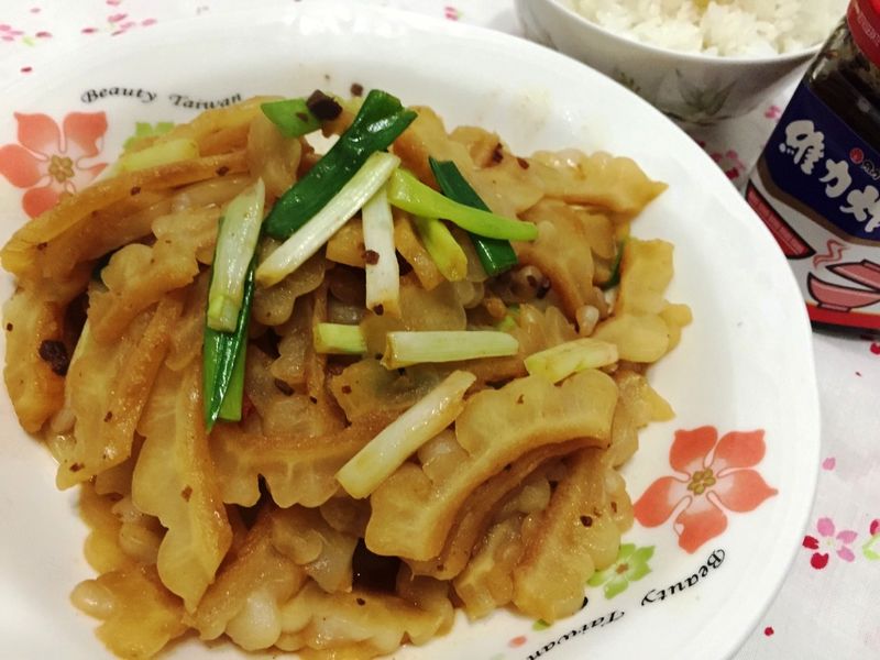 炸醬炒苦瓜「維力炸醬」
