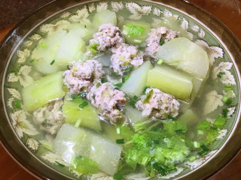 大黃瓜丸子湯