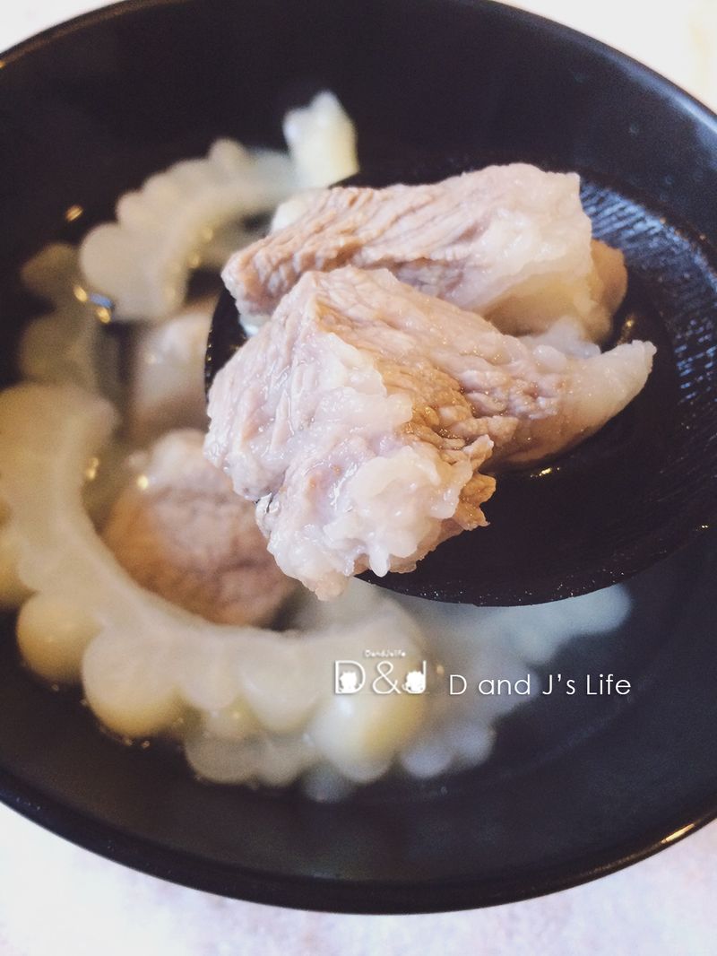 懶人料理-超入味苦瓜排骨湯(電鍋料理)