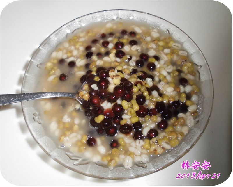 綠豆薏仁粉圓湯(用電鍋煮粉圓)