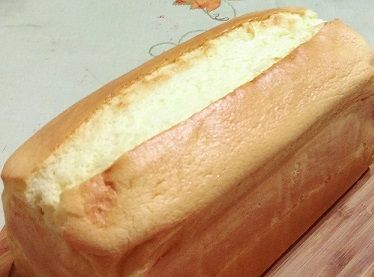 肉鬆蛋糕吐司