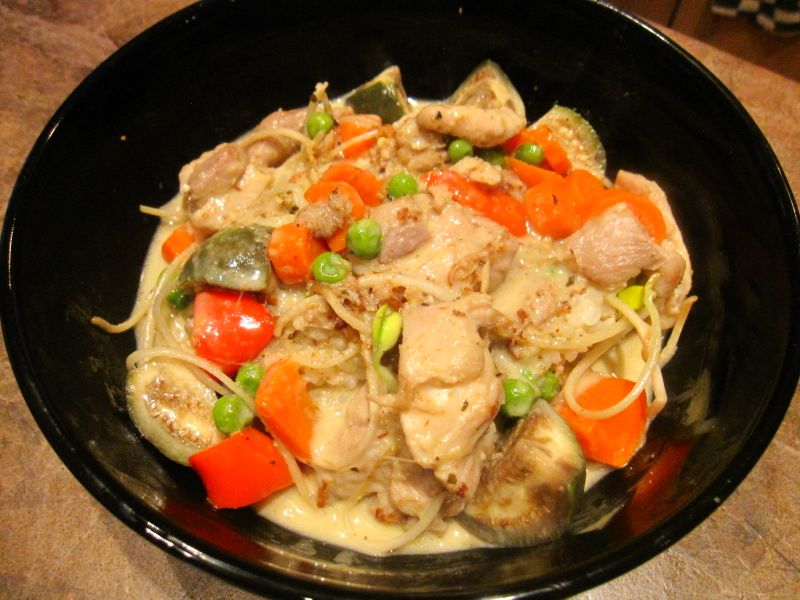 綠咖哩雞腿飯