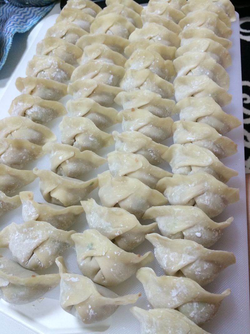 蒜苗豬肉水餃