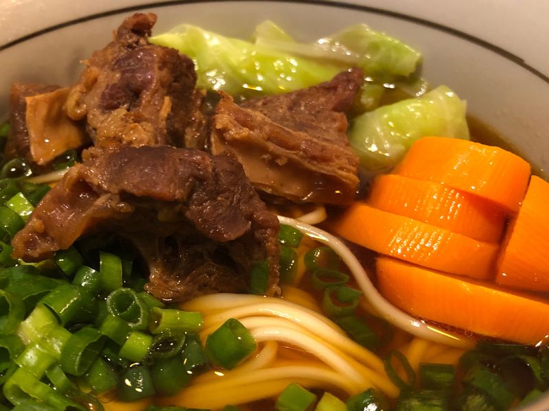 滷牛肉（牛肉麵）