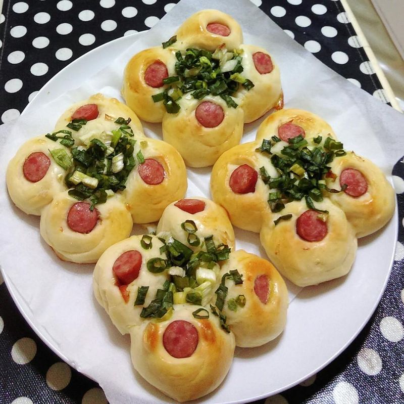 香腸蔥花包