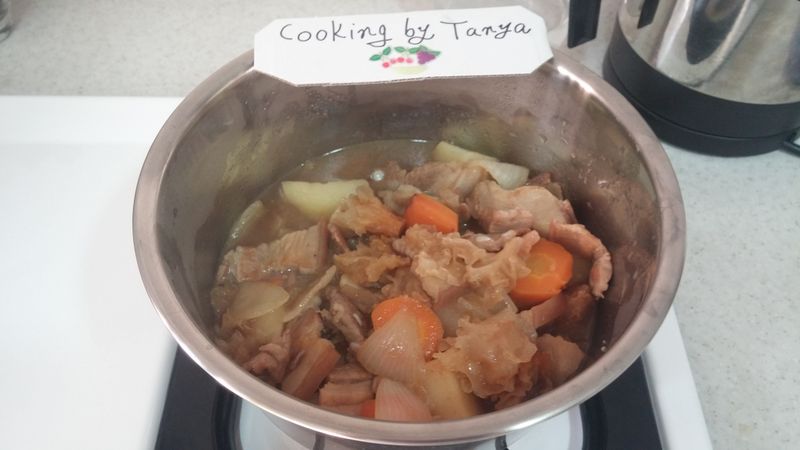 土豆雪耳燉肉