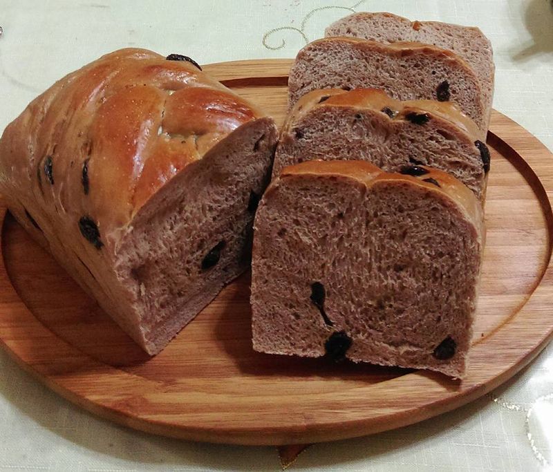 巧克力煉乳葡萄乾吐司