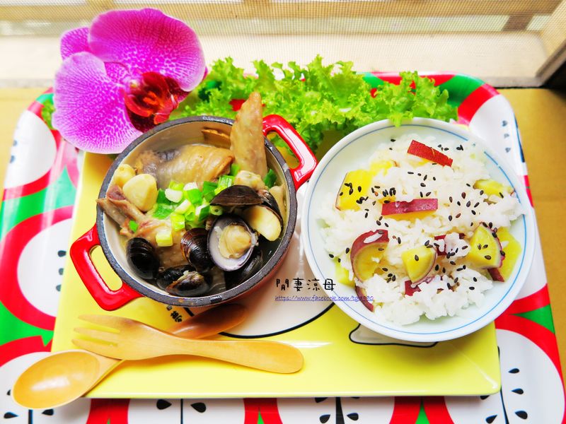黑蜆蒜頭雞湯