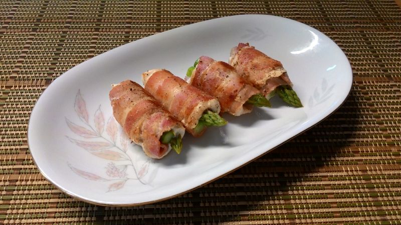 培根雞肉蘆筍捲
