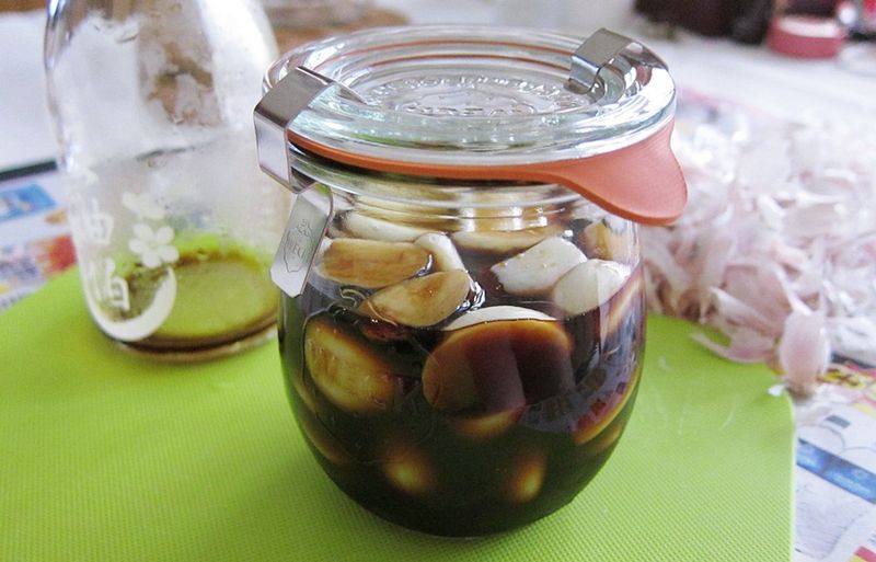 醬油漬蒜頭(蒜香醬油)