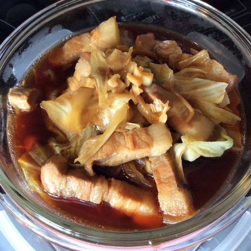 五花肉燉高麗菜