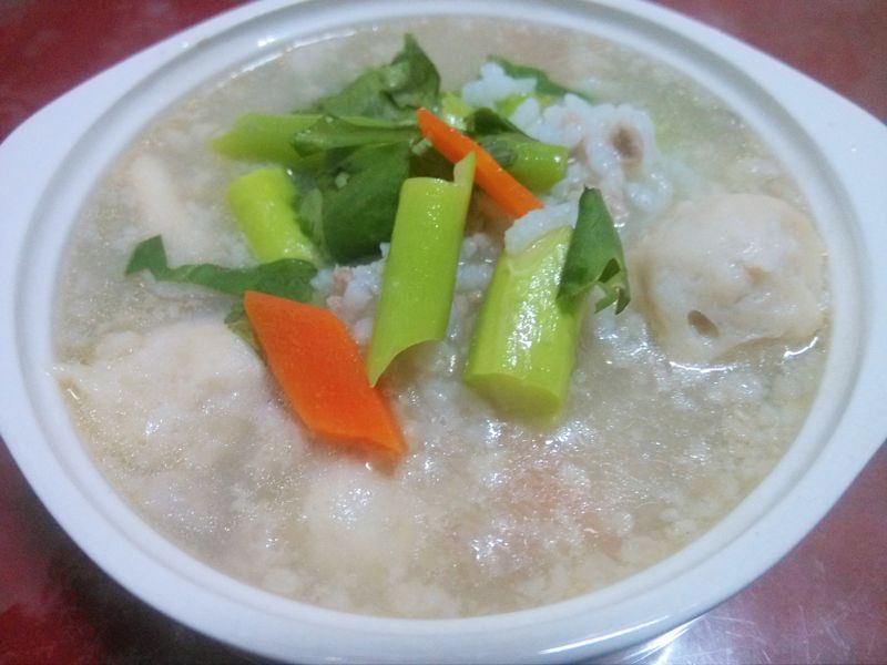 蘆筍魚丸粥