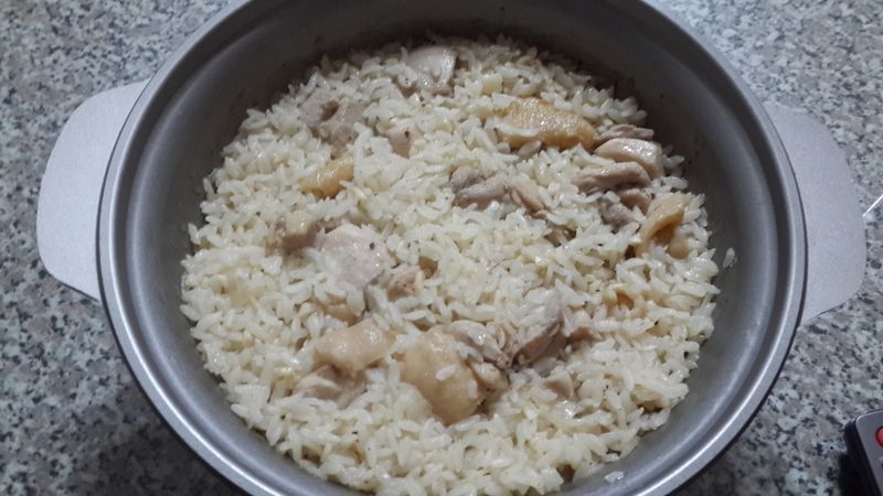 蒜味雞肉飯