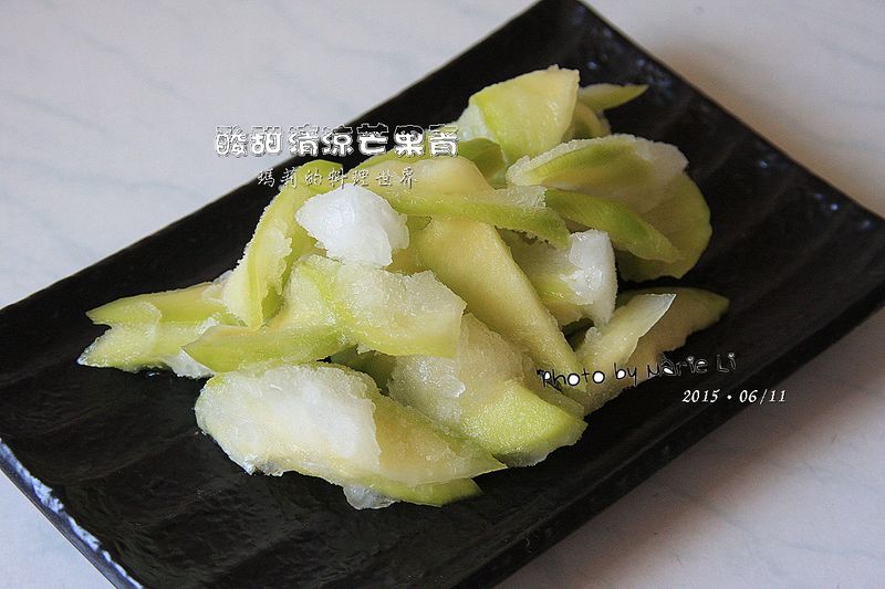 夏日聖品:酸甜清涼芒果青