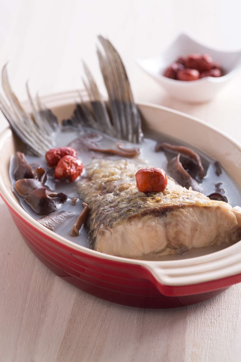 黑木耳魚尾湯