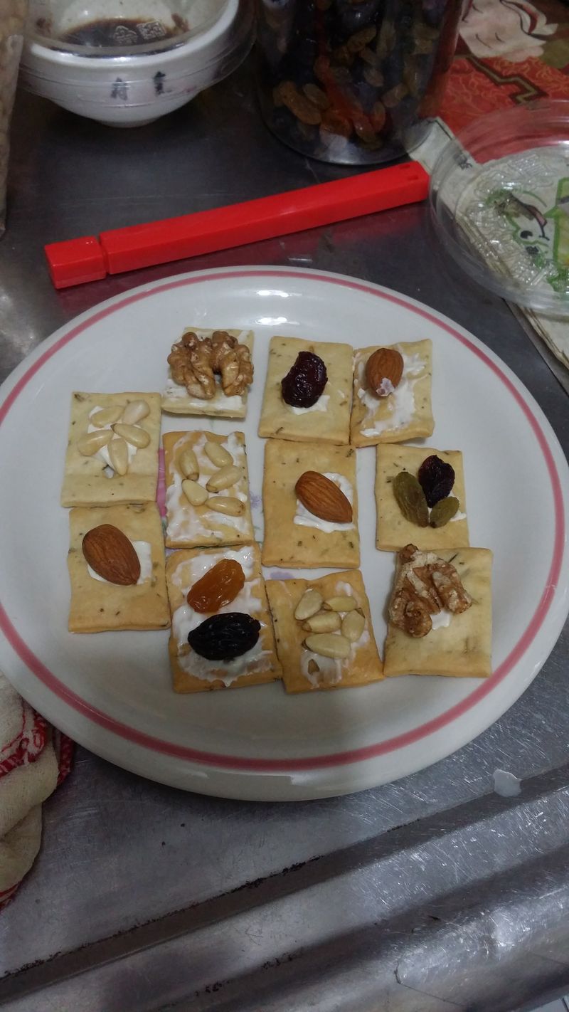 午茶小點心 堅果、果乾乳酪餅乾