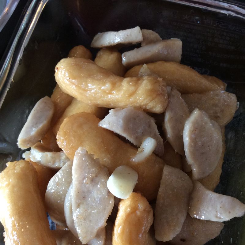 貢丸炒甜不辣