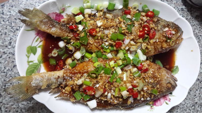 糖醋檸檬醬淋黃魚