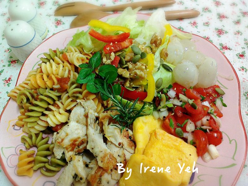 蔬果雞肉沙拉