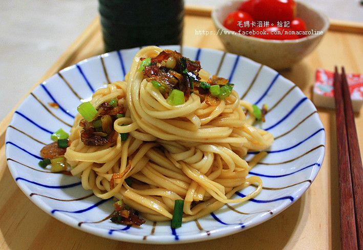油蔥酥醬油乾拌麵