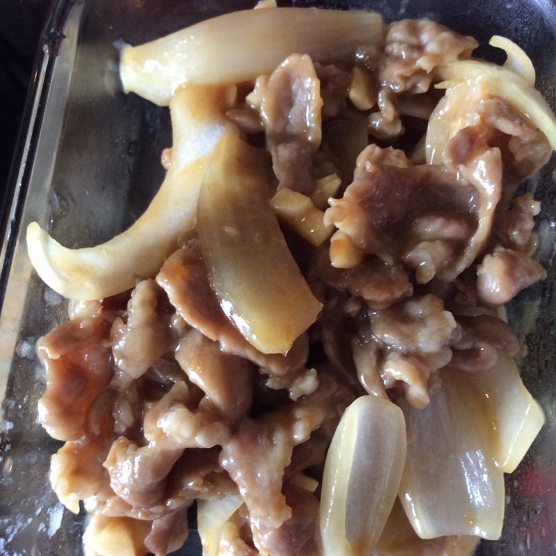 洋蔥炒肉