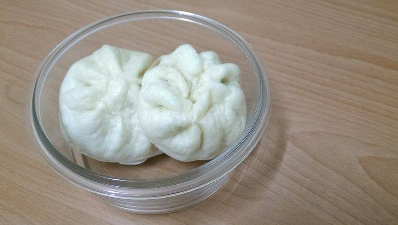 蛋黃香菇肉包