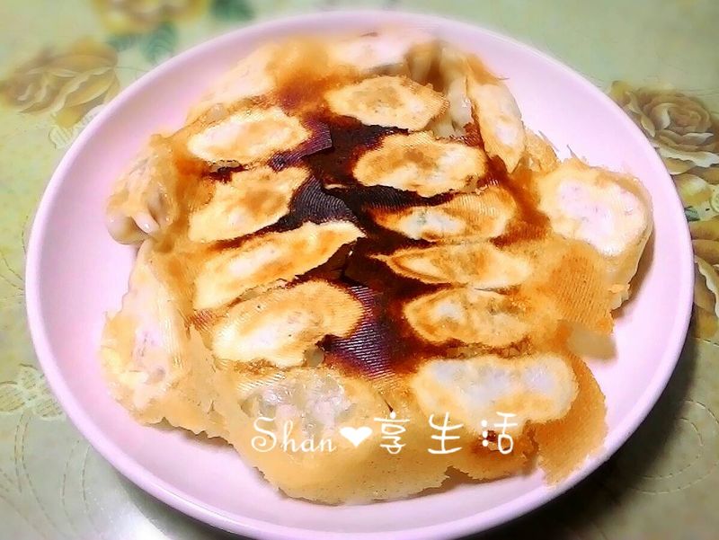 脆皮煎餃