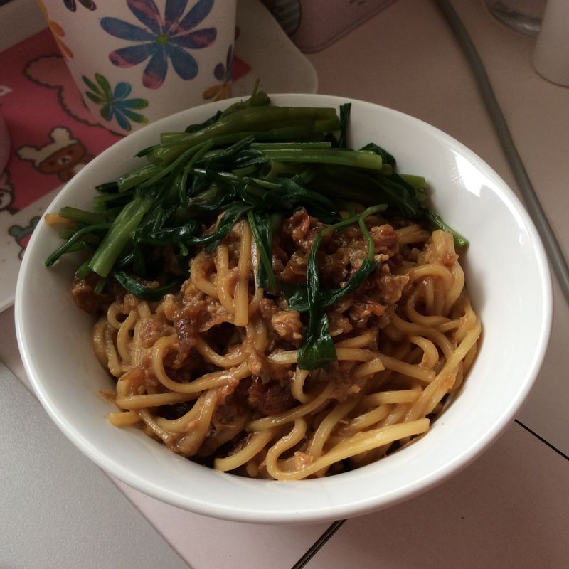 醬油蛋乾拌麵