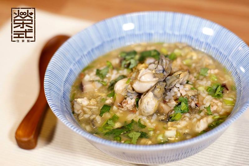蚵嗲肉碎泡飯