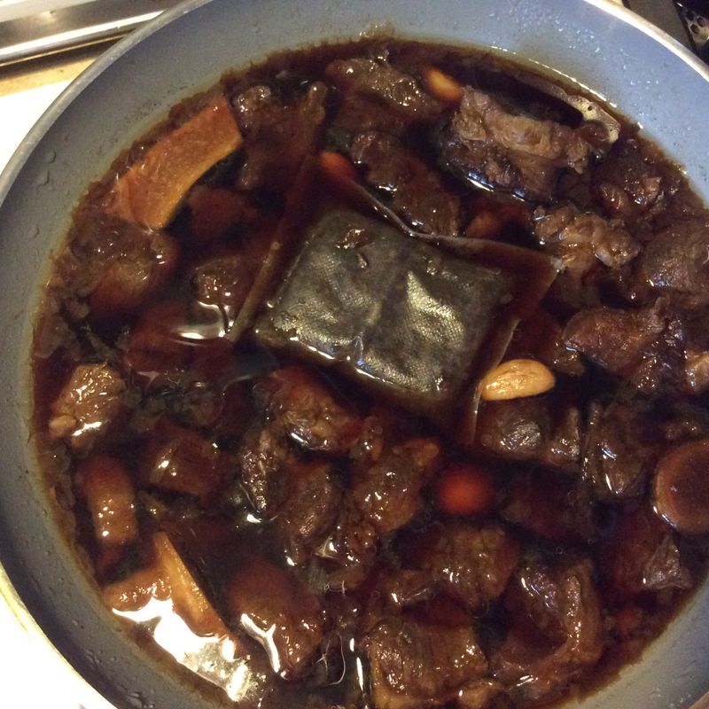 滷牛腱