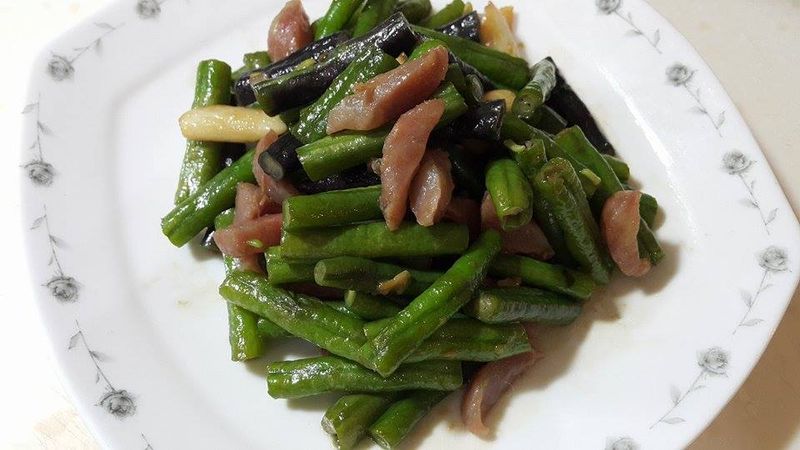 長豆炒香腸