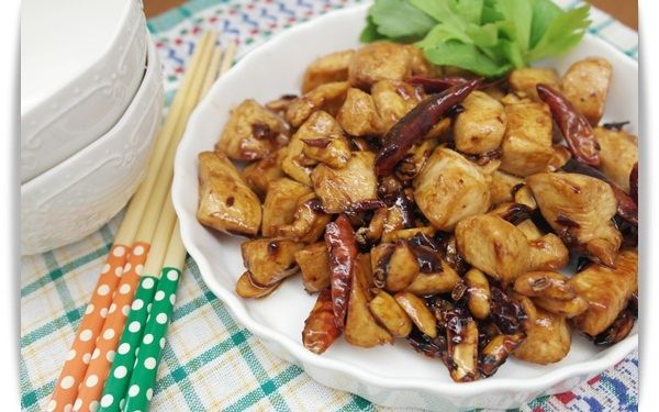 宮保雞丁!! 微微麻辣好下飯~~