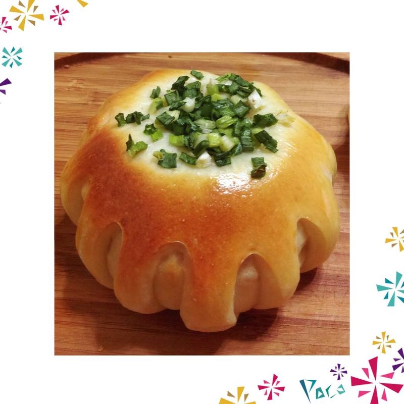 蔥花肉鬆堡