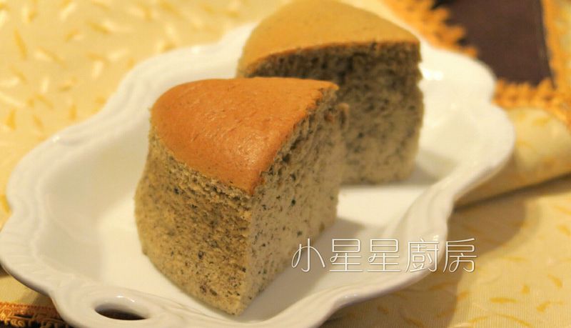 黑芝麻煉乳棉花蛋糕