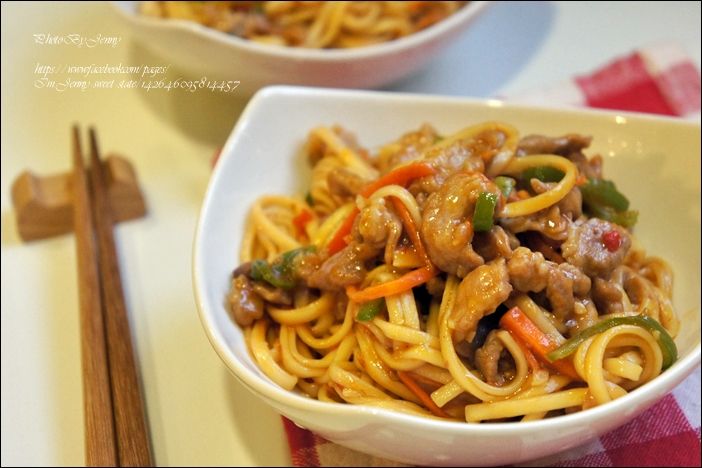 魚香肉絲炒麵